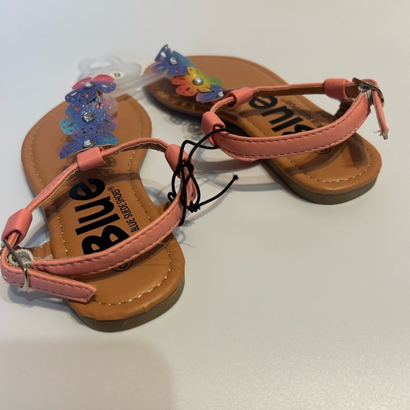 Blue suede shoes!! - Picture 3 of 3